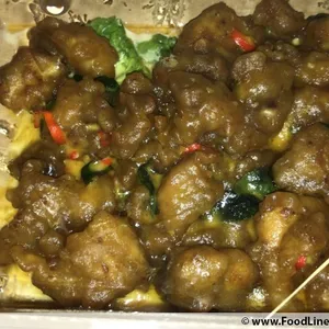Wok Fried Salted Egg Chicken with Curry Leaves