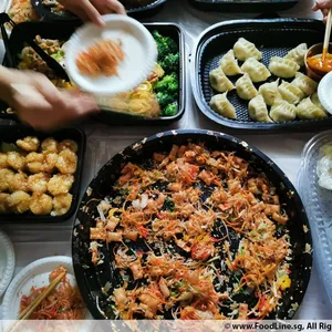 “Prosperous” Smoked Salmon Yu Sheng  好运鱼生