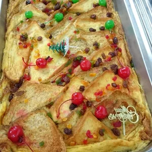 Bread & Butter Pudding (Served with Vanilla Sauce)