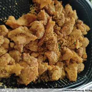 麦片鸡丁 Chicken w/ Cereal