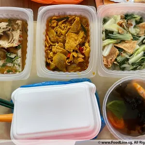 Lunch/Dinner Tingkat (5 Days, 3 Dishes + Soup OR 4 Dishes)