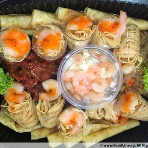 Cold Platter (Compulsory) <br>
<i>(Truffle Seafood Capellini, Cantonese Prawn Salad, Smoked Duck Crepe, Japanese Octopus & Seasoned Jelly Fish)</i>