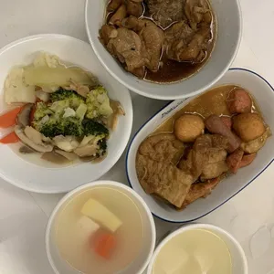 5 Days Dinner Tingkat Package (Weekdays Only)