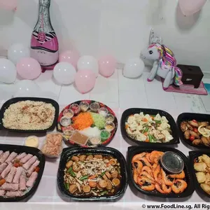 Fragrant Garlic Fried Rice with Double Seafood 蒜香海鲜炒饭