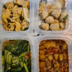 Dinner Tingkat (20 Days, 3 Dishes + Soup OR 4 Dishes)