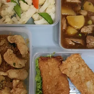 Tingkat - 3 Dishes + 1 soup/ 4 Dishes  (20 days)