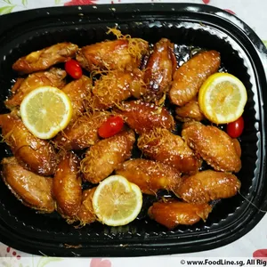 Sticky Salted Mid Wings with Maltose-Ginger Glaze 蜜汁可乐鸡中翅