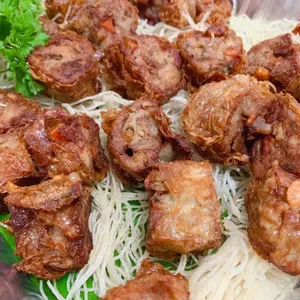 Homemade Prawn Balls 	锦绣满堂虾枣