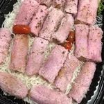 Crispy Yam Roll with Mango Dipping Sauce 香脆紫芋卷拼芒果酱