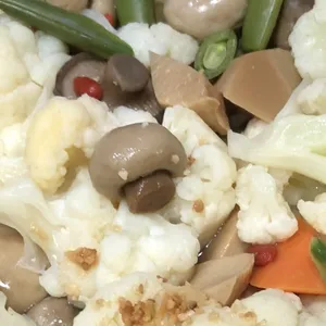 Triple Mushrooms Lo Han Chye 爽口蘑菇罗汉斋