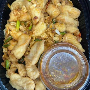 Battered Fish Fillet with Spicy Conpoy Sauce in Cantonese Style 蒜香辣味鱼片