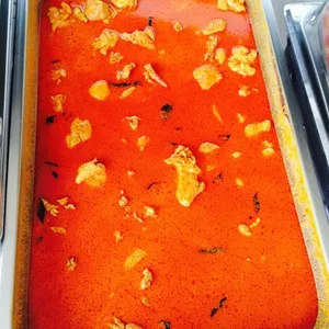 Curry Chicken • 咖哩鸡(Chef's Recommended)