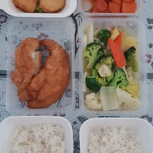 28 Days Lunch Tingkat Package (Incl. Weekends)