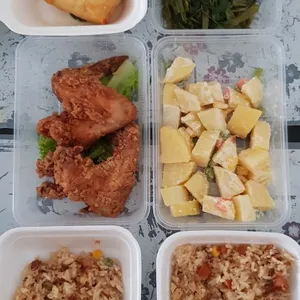28 Days Lunch Tingkat Package (Incl. Weekends)