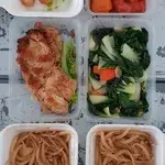 28 Days Lunch Tingkat Package (Incl. Weekends)