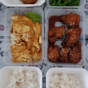 28 Days Lunch Tingkat Package (Incl. Weekends)