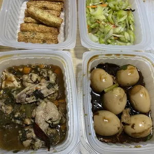Lunch/Dinner Tingkat (10 Days, 3 Dishes + Soup OR 4 Dishes)