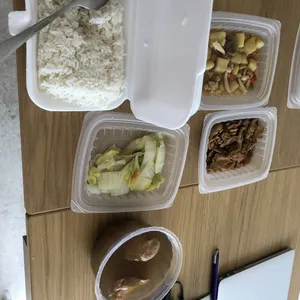 Lunch/Dinner Tingkat (5 Days, 3 Dishes + Soup OR 4 Dishes)