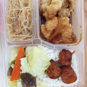 5 Days Lunch Tingkat Package (Weekdays Only)