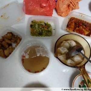 Lunch/Dinner Tingkat (5 Days, 3 Dishes + Soup OR 4 Dishes)