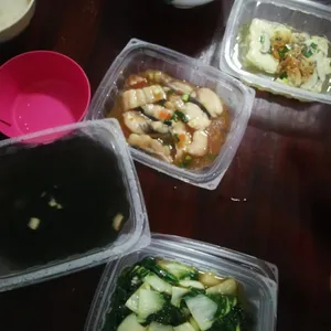 For First Time Customers: Special 3 Days Trial Dinner Tingkat Package (3 Dishes + Soup OR 4 Dishes)