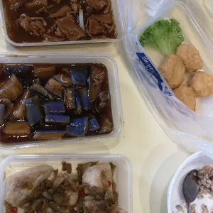 Tingkat - 3 Dishes + 1 soup/ 4 Dishes  (20 days)