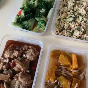 Tingkat - 3 Dishes + 1 soup/ 4 Dishes  (20 days)