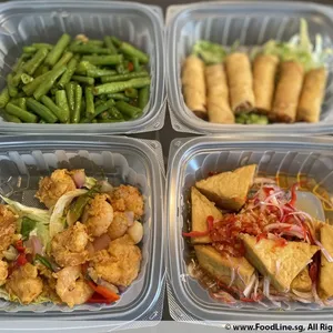 Lunch Tingkat Package (20 Days, 3 Dishes + Soup OR 4 Dishes)