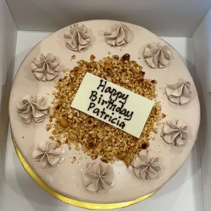 Eggless Heart Hazelnut (Size: 9 Inch)