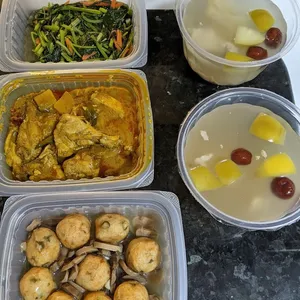 Lunch/Dinner Tingkat (5 Days, 3 Dishes + Soup OR 4 Dishes)