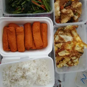 28 Days Dinner Tingkat Package (Incl. Weekends)