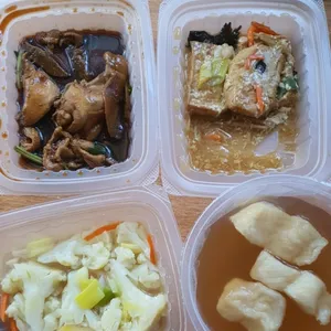 Lunch/Dinner Tingkat (5 Days, 3 Dishes + Soup OR 4 Dishes)
