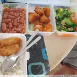 5 Days Lunch Tingkat Package (Weekdays Only)