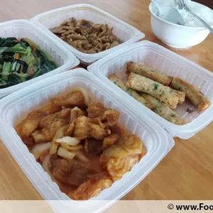 Lunch/Dinner Tingkat (10 Days, 3 Dishes + Soup OR 4 Dishes)