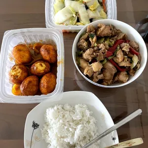 Lunch/Dinner Tingkat (5 Days, 3 Dishes + Soup OR 4 Dishes)