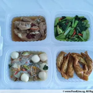 Lunch Tingkat (20 Days, 3 Dishes + Soup OR 4 Dishes)