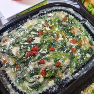 Spinach with Trio of Egg in Superior
Stock