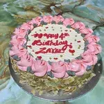 Traditional Buttercream Cake (Flavour: Vanilla Buttercream with Almond Slice 20cm) (Qty of Big Candles: 4) (Qty of Small Candles: 0)