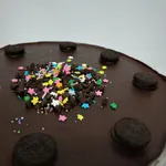 Oreo Cookies Cream White Chocolate (Size: 1 kg)