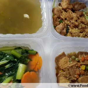 Lunch Tingkat Package (5 Days, 3 Dishes + Soup OR 4 Dishes)