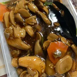 鲍鱼菇菠菜 Spinach w/Abalone Mushroom
