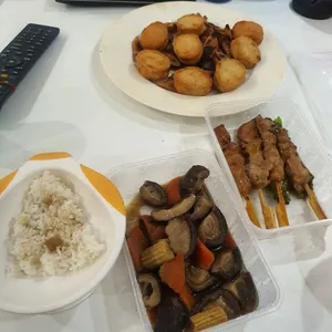 5 Days Dinner Tingkat Package (Weekdays Only)