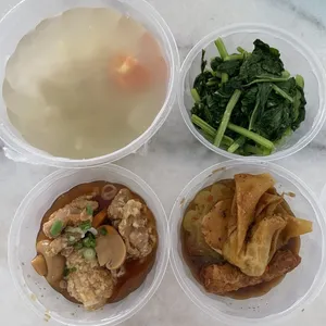 Lunch/Dinner Tingkat (5 Days, 3 Dishes + Soup OR 4 Dishes)