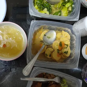 For First Time Customers: Special 3 Days Trial Dinner Tingkat Package (3 Dishes + Soup OR 4 Dishes)