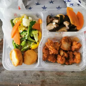5 Days Dinner Tingkat Package (Weekdays Only)