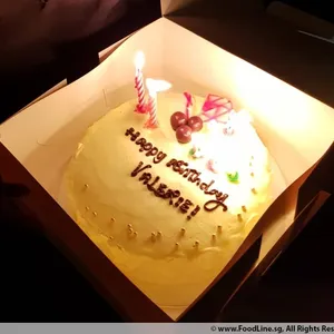 Premium Durian Cake (Size/Weight: 20cm) (Qty of small candles: 6) (Qty of large candles: 2)