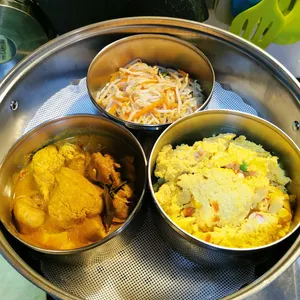 Dinner Tingkat (20 Days, 3 Dishes + Soup OR 4 Dishes)