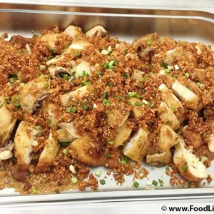 Roasted Crispy Chicken w Spicy Sauce