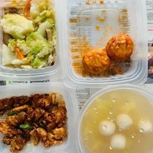 Lunch/Dinner Tingkat (10 Days, 3 Dishes + Soup OR 4 Dishes)