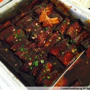 扣肉包 Chinese Bun w/ Stewed Pork